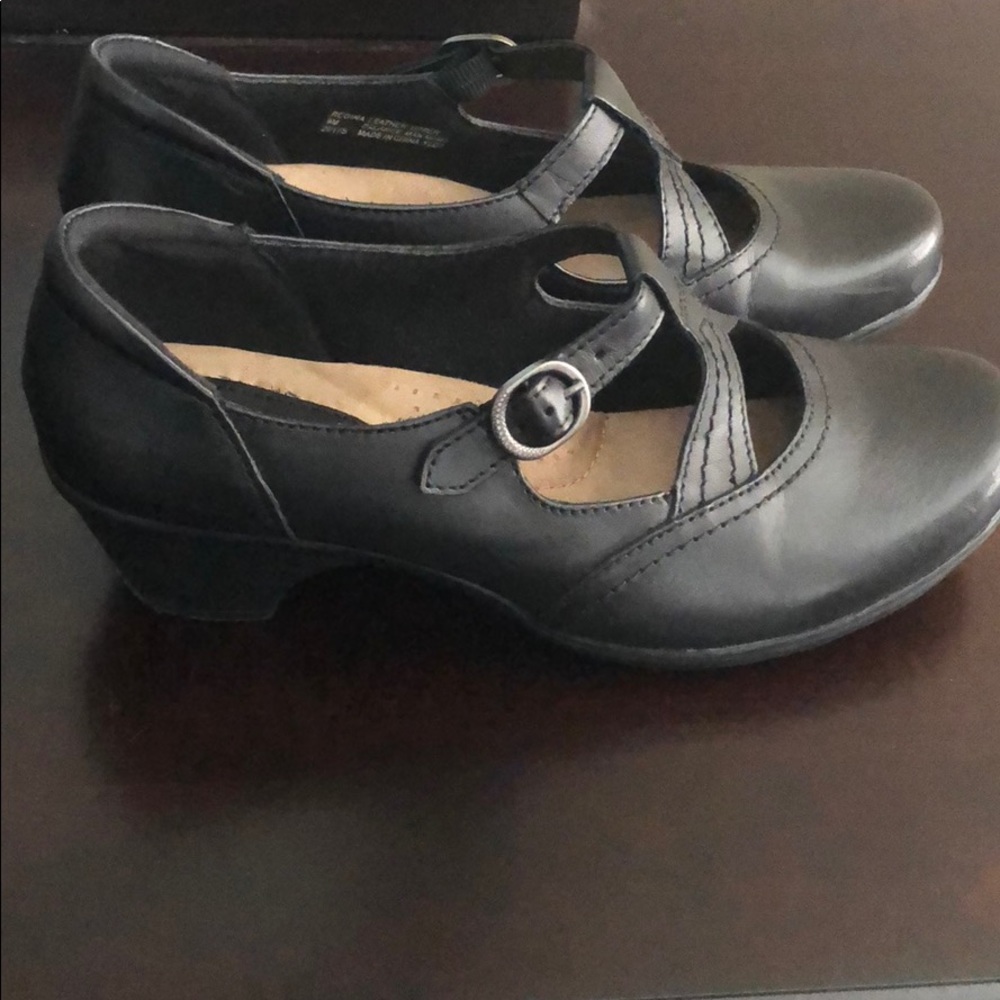 Earth origins women’s Regina Mary Jane shoes